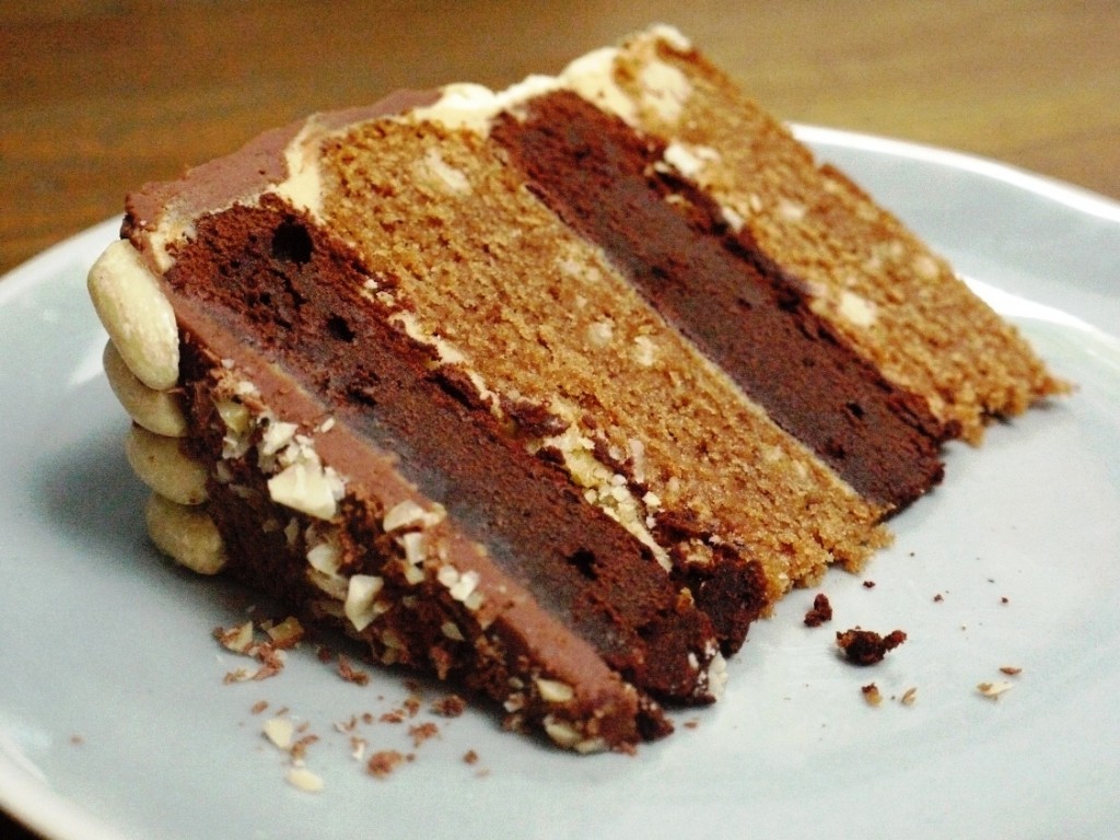 Chocolate, Caramel & Peanut 'snickers' Layer Cake - Thelittleloaf