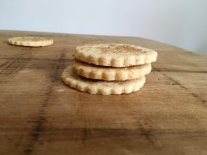 Vanilla Snap Biscuits - Thelittleloaf